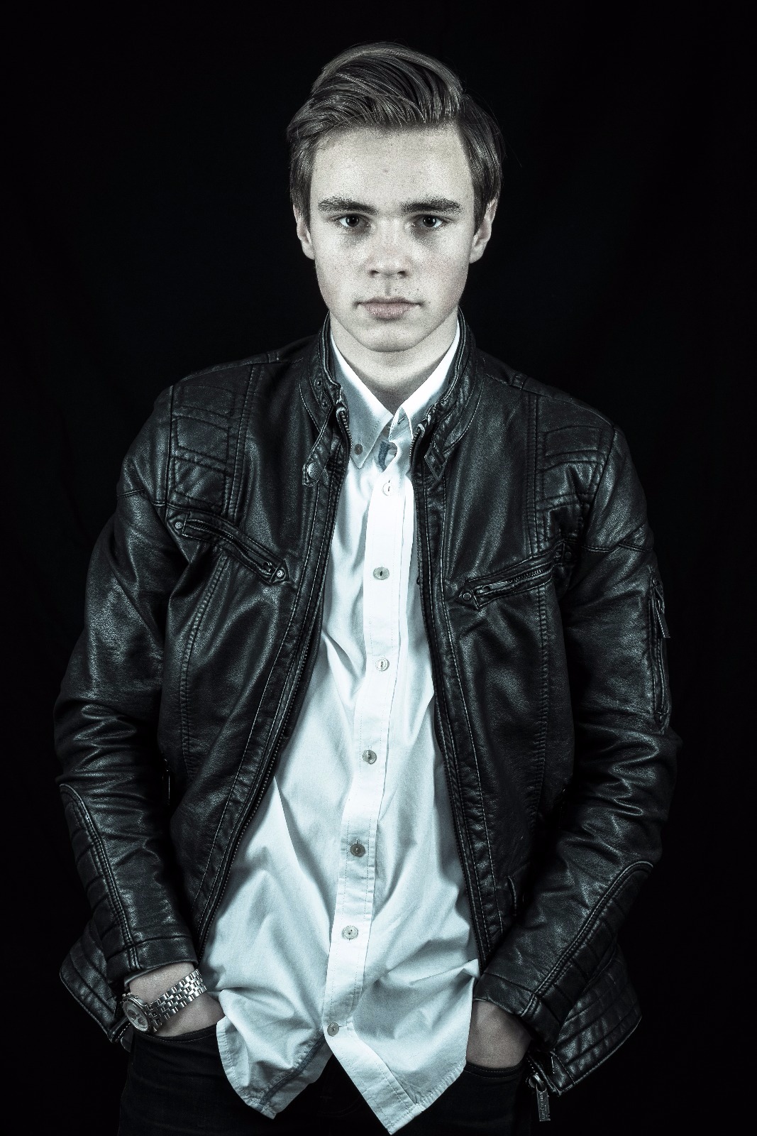 A1D9DBD7 1F52 425A 8F83 F16BD7B3E635