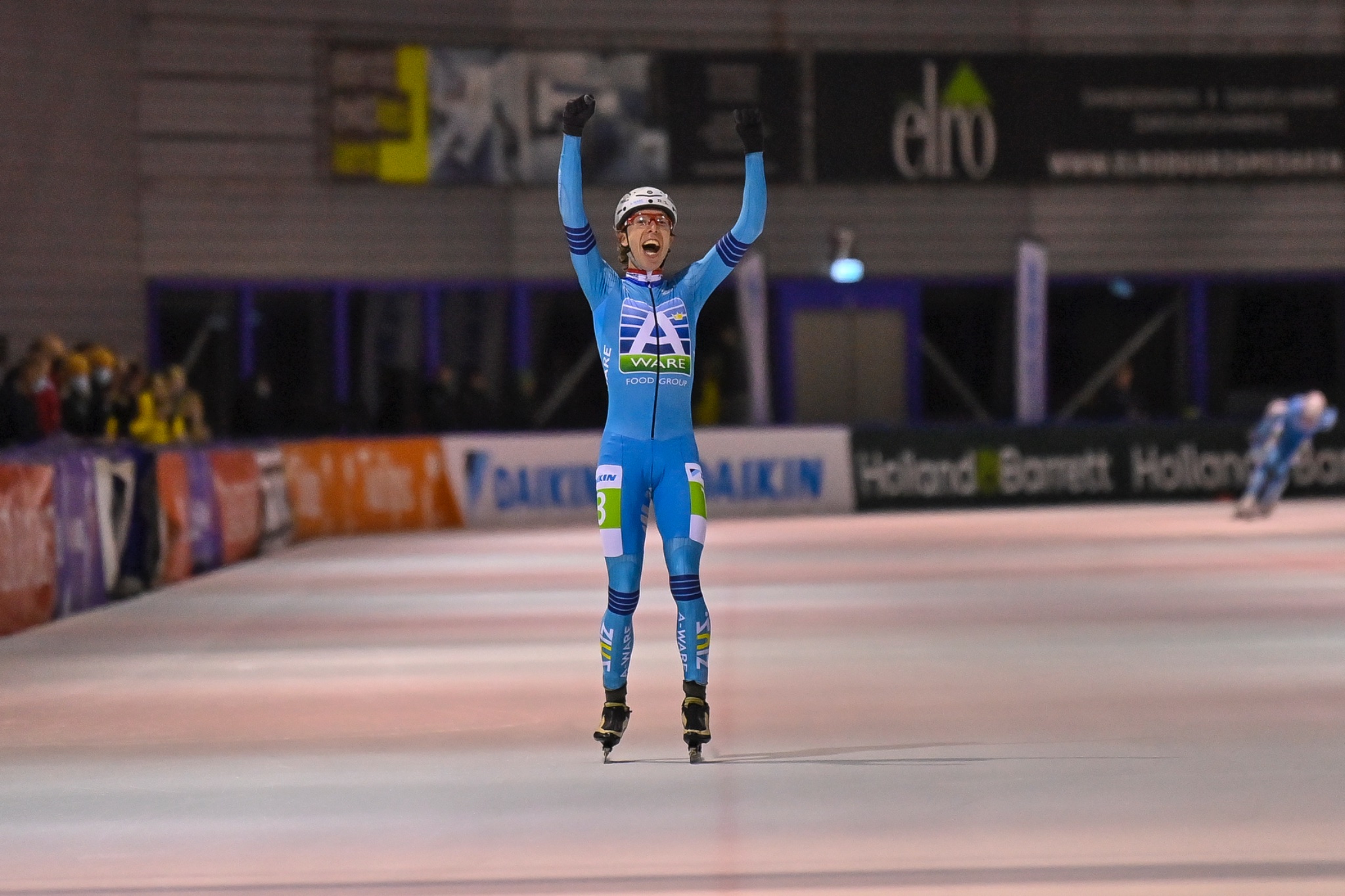 2111B312 7826 45D3 B6BF 4B2DEC14867C