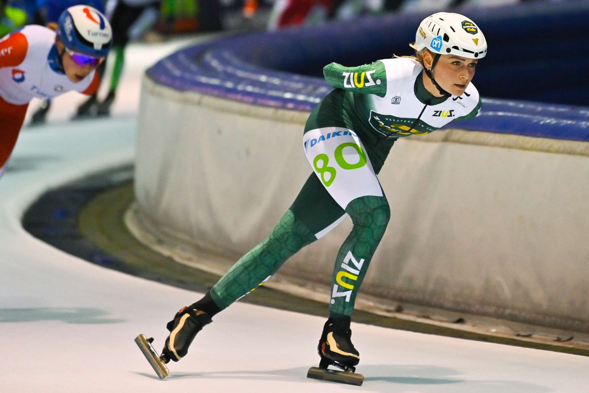 9B95995C 7D02 45A5 9801 25BA15619354