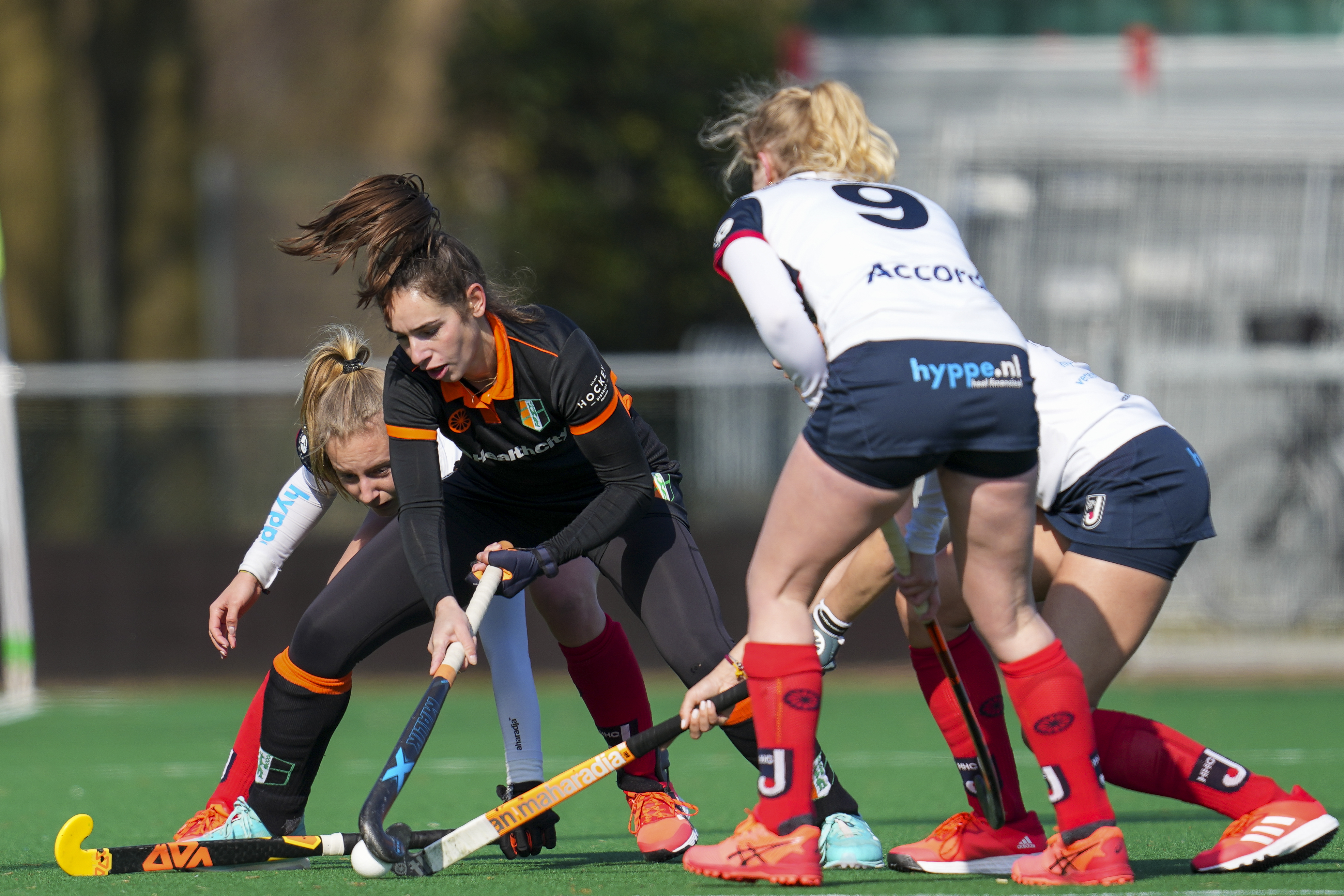 Huizen D1 v HIC D1 - Promotieklasse Hockey Dames