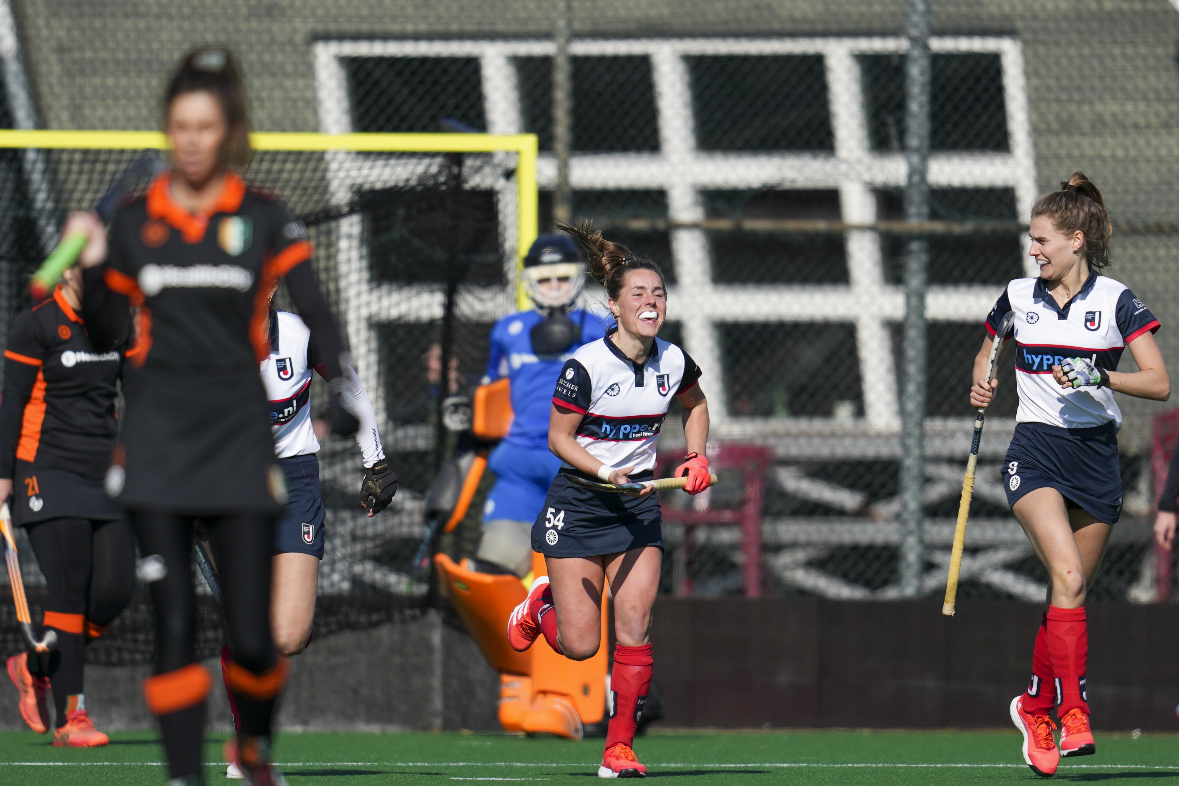 Huizen D1 v HIC D1 - Promotieklasse Hockey Dames