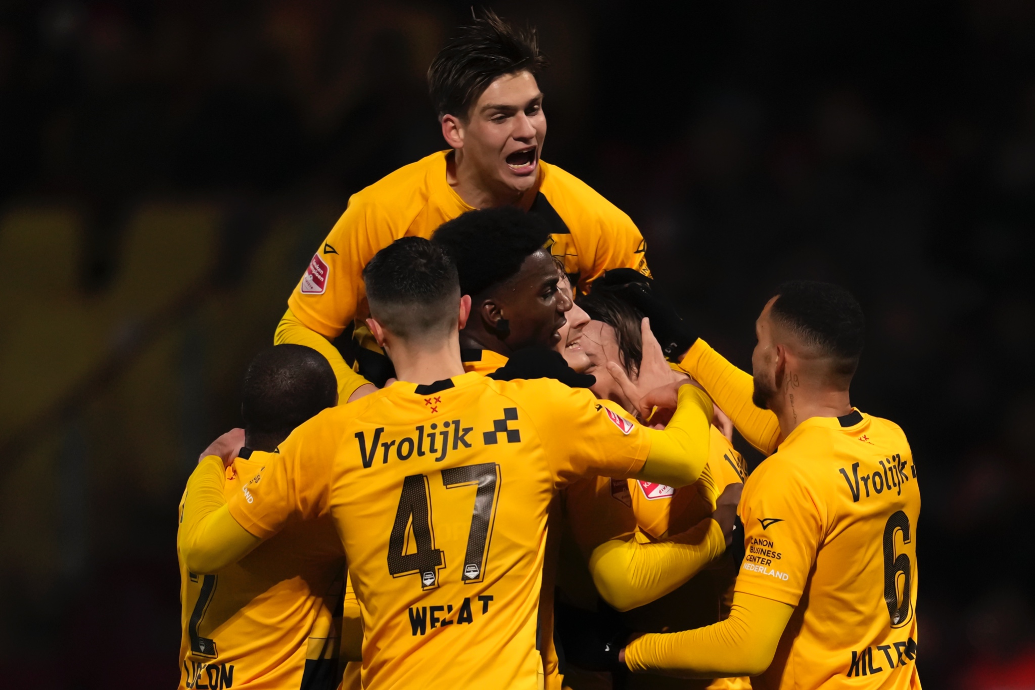 PAG20220314 08825OP11