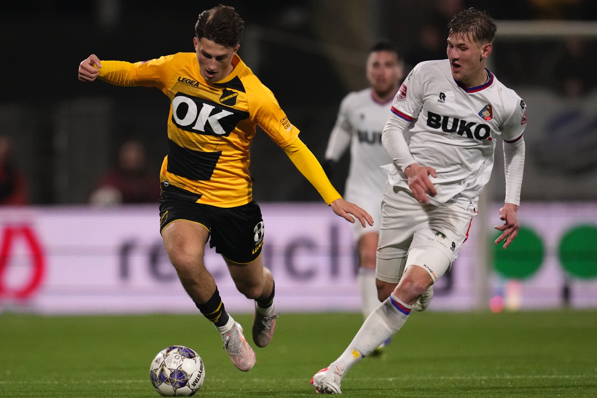 PAG20220314 09965OP11