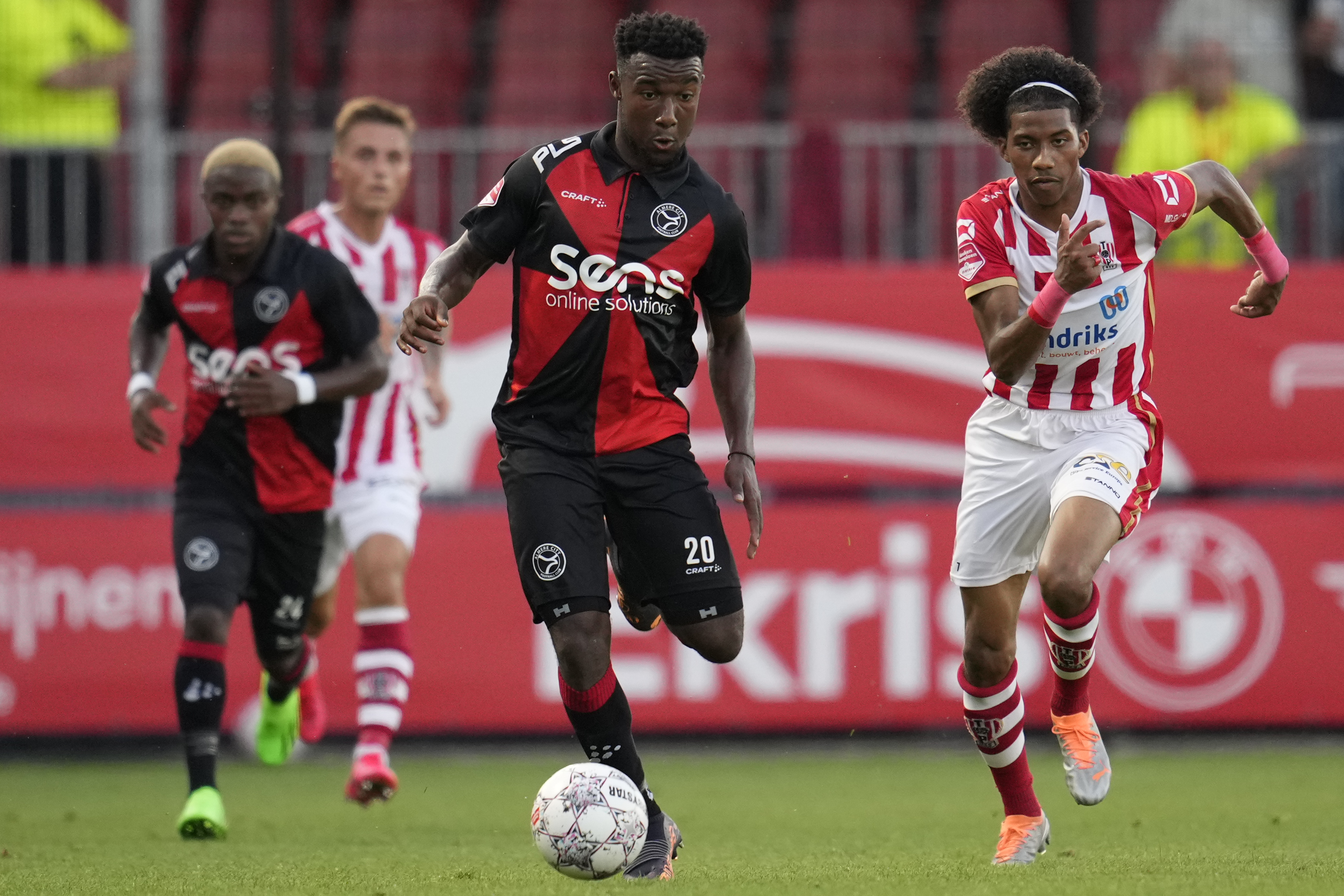 PAG20220812 018801OP