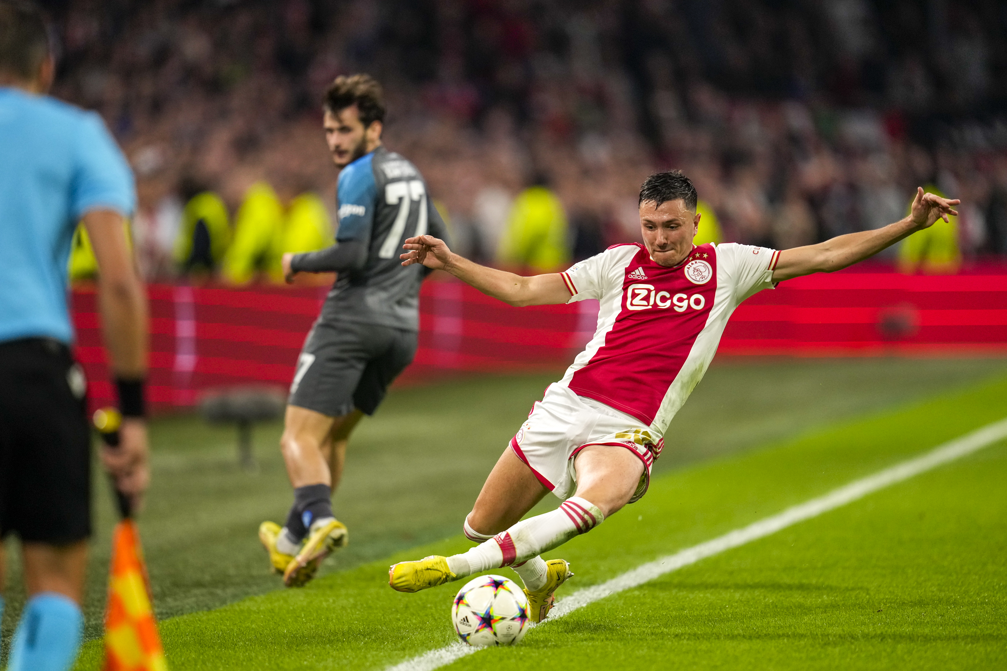 PAG20221005 008059OP