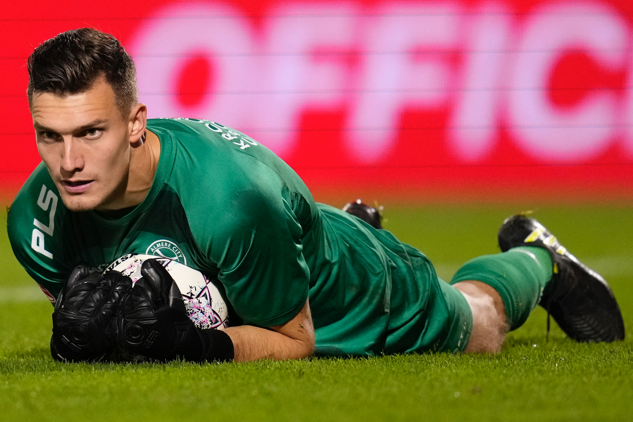 PAG20221027OP 012390