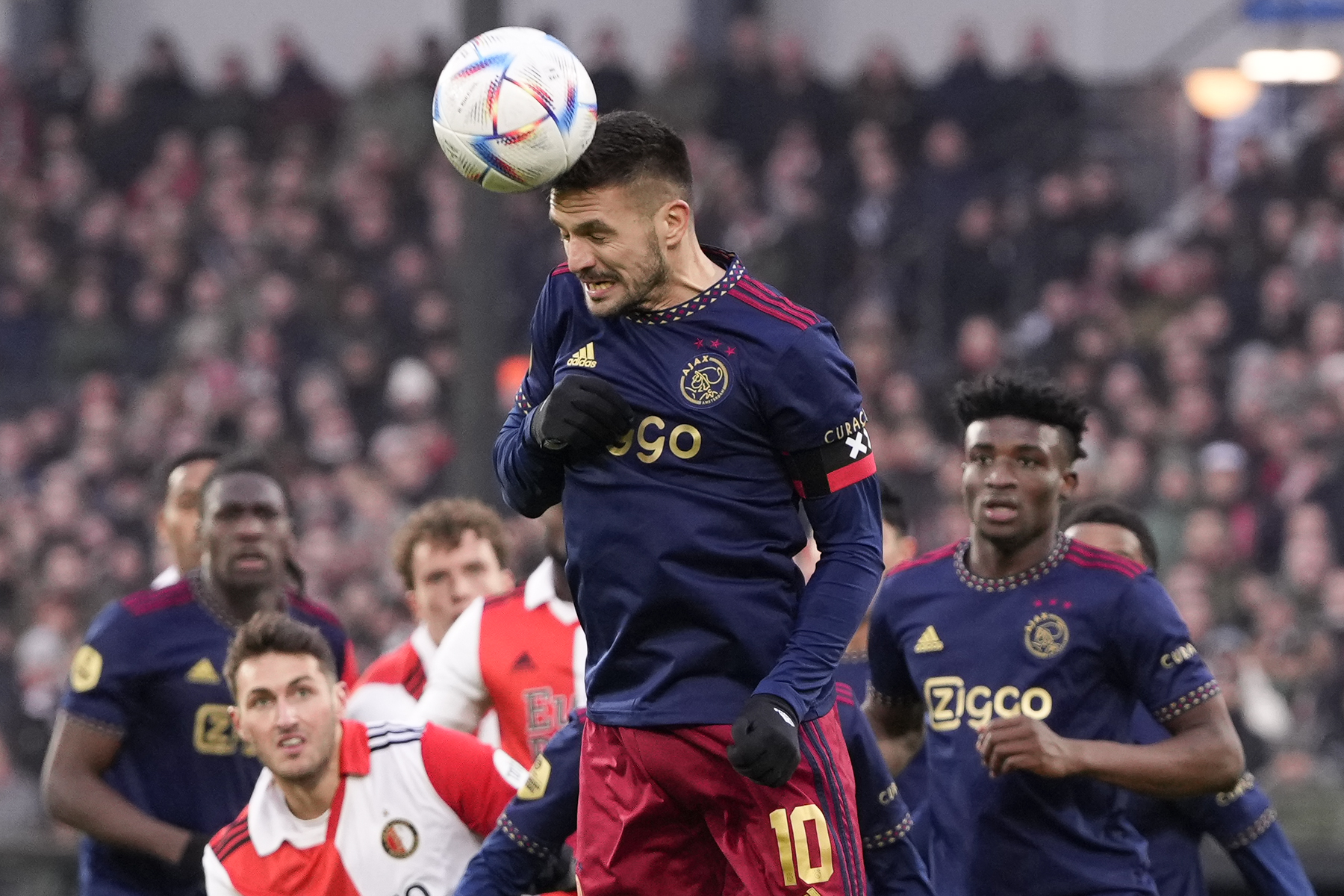 PAG20230122 00898OP0452