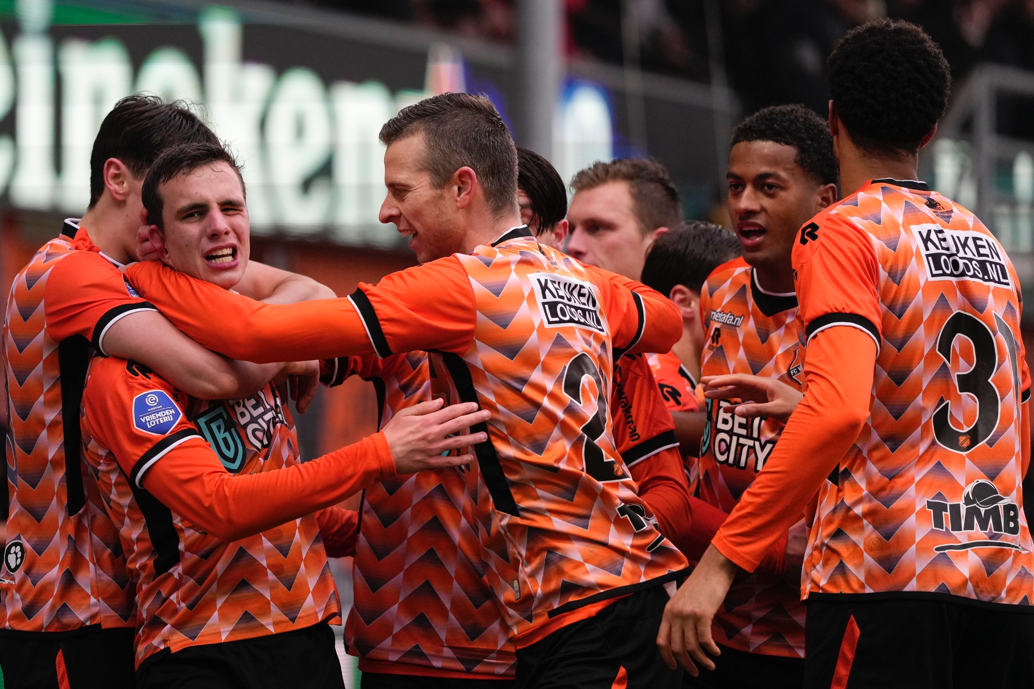 PAG20230129 00373OP0635